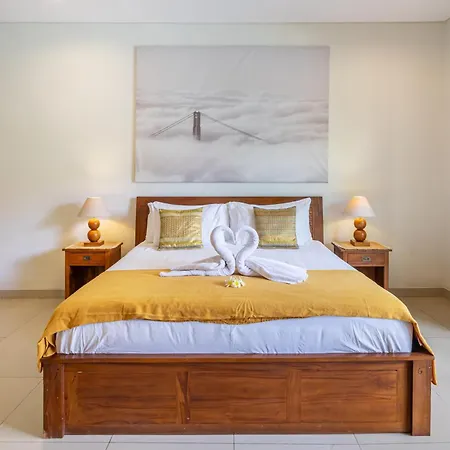 Villa Lara, By Five Elements Canggu  Bagian luar foto