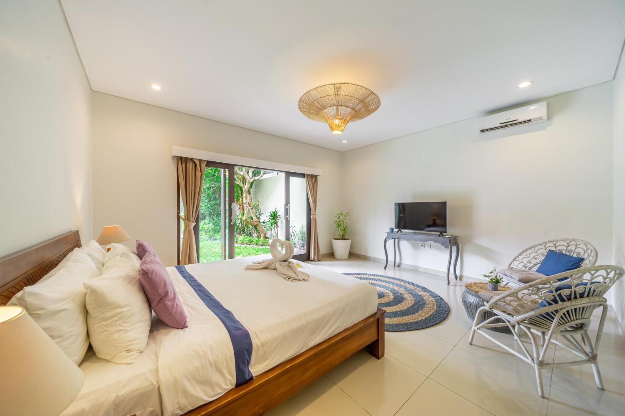 Villa Lara, By Five Elements